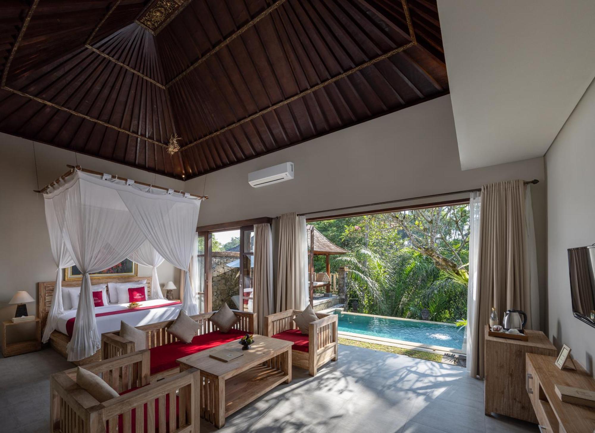 Resort Kawi A Pramana Experience